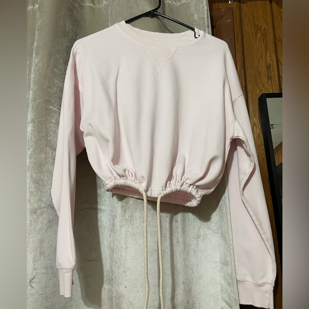 Pacsun cropped baby pink sweater